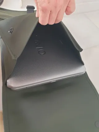 Mochila Rains impermeable verde