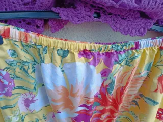 Conjunto falda larga y blusa de ganchillo