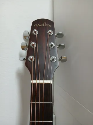 Pack Guitarra Acústica y Amplificador Epiphone