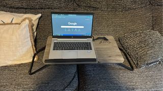 Mesa plegable para portátil