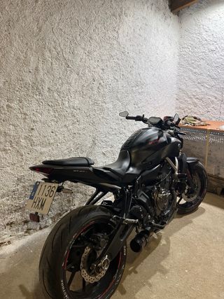 Yamaha MT-07 Negra
