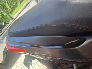 Yamaha XMAX 125 Maxi Scooter Negra/Gris