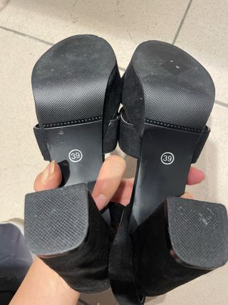 Sandalias tacón plataforma negras T39