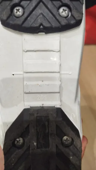 Equipo esquís Elan + bastones leki 80 + botas, etc