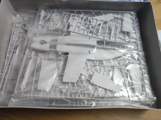 Maqueta Revell F/A-18E Super Hornet 1/32 Revell