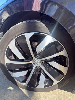 Volkswagen Arteon R-Line Bi-Tdi 2018 4motion