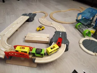 Lote trenes madera y accesorios