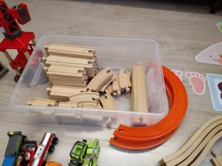 Lote trenes madera y accesorios