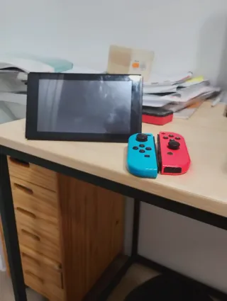 Nintendo Switch Azul y Rojo