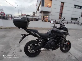 Kawasaki Versys 650 2023 - 15200km - Garantía