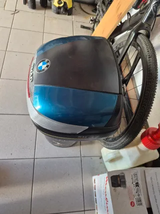 Baúl Moto  SHAD 37