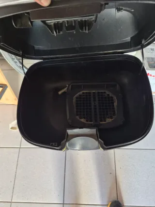 Baúl Moto  SHAD 37