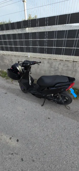 Yamaha Jog 49cc Scooter Negra