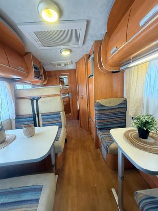 Autocaravana 6 plazas Nacional doble salon