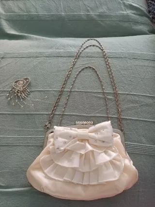 Vestido blanco encaje corto y accesorios