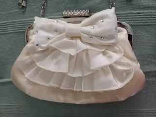 Vestido blanco encaje corto y accesorios