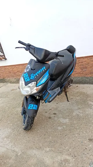 Yamaha Jog RR 49cc Scooter Automática