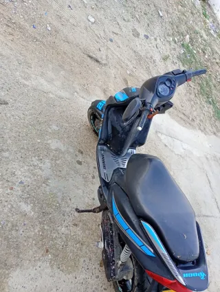 Yamaha Jog RR 49cc Scooter Automática