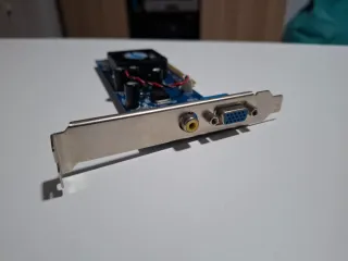 Tarjeta Gráfica ATI Radeon 9200 SE 128MB AGP