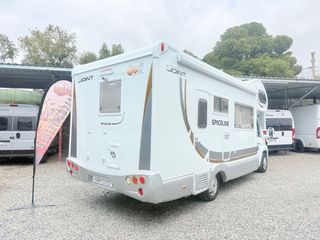 Autocaravana nacional 6 plazas doble salon