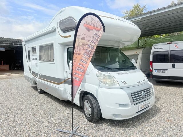 Autocaravana nacional 6 plazas doble salon