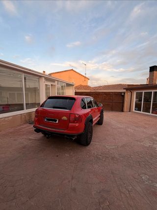 Porsche Cayenne 2005