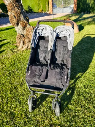Carro Gemelar Baby Monsters Easy Twin