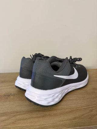 Scarpe Nike Uomo Taglia 44 Grigio Bianco