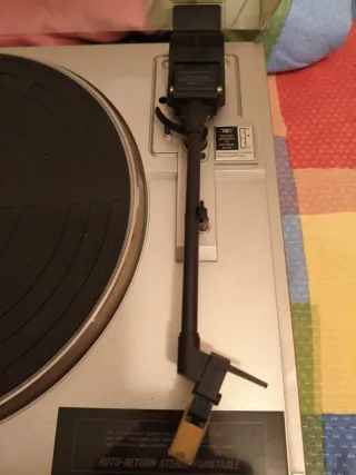 Giradiscos Pioneer PL-102