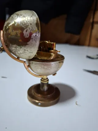 Encendedor Globo Metálico Vintage Años 70