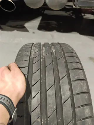 Llantas 18 con neumáticos 235/30/18 1 para reparar