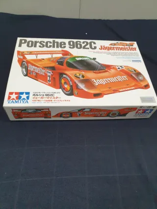 Maqueta Tamiya Porsche 962C Jägermeister 1/24