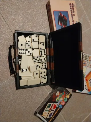 Juegos de viaje magnéticos 3 en 1