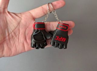 Llavero Guantillas UFC