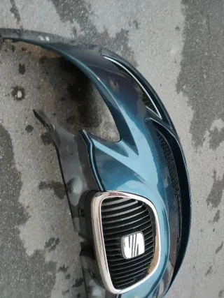 PARAGOLPES DELANTERO SEAT LEON II 06- Azul Oscuro