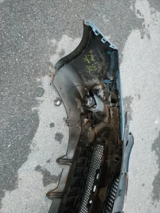 PARAGOLPES DELANTERO SEAT LEON II 06- Azul Oscuro