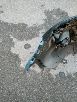 PARAGOLPES DELANTERO SEAT LEON II 06- Azul Oscuro