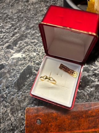Anillo Oro 18k. NO NEGOCIABLE