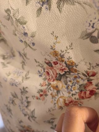 Cortinas de tela con estampado floral