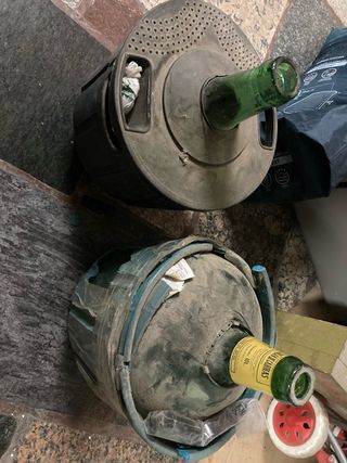 Bottiglie di vetro antiche (2 unità)