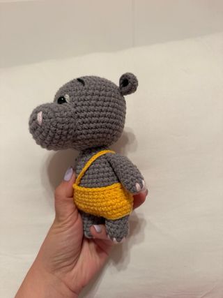 Muñeco Hipopótamo Amigurumi Crochet Hecho a Mano