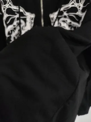 Chaqueta con mariposa calavera