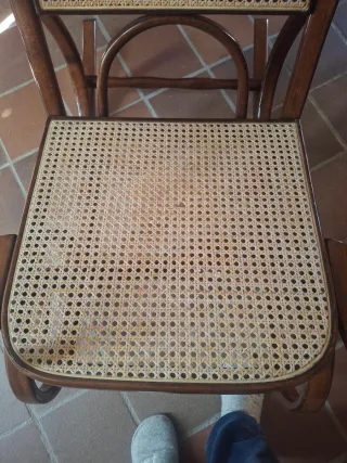 2 Mecedoras de Madera y Ratán