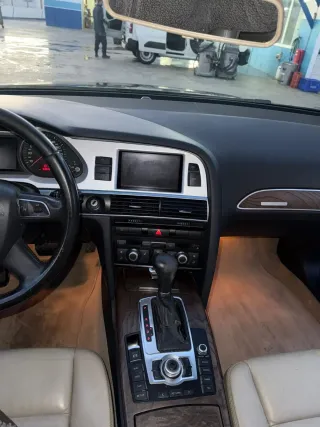 Audi A6 Allroad 2011