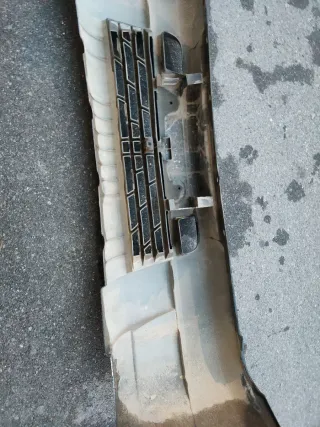 PARAGOLPES DELANTERO NISSAN TERRANO II