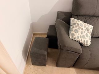 Sofa Chaiselonge mecánico con canapé y dos puff