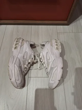 Nike Zoom Air grises y blancas