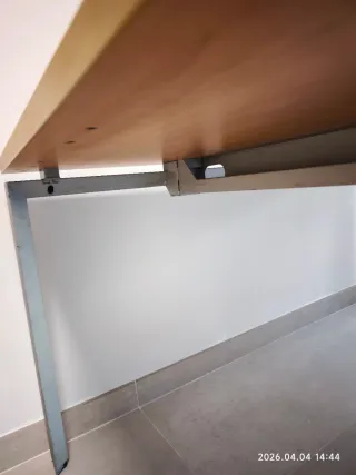 Mesa de oficina doble madera y metal