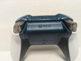 Mando Xbox Gamescom 2017 Edición Limitada