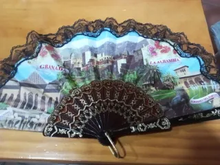 Abanico antiguo Granada España tela puntillas